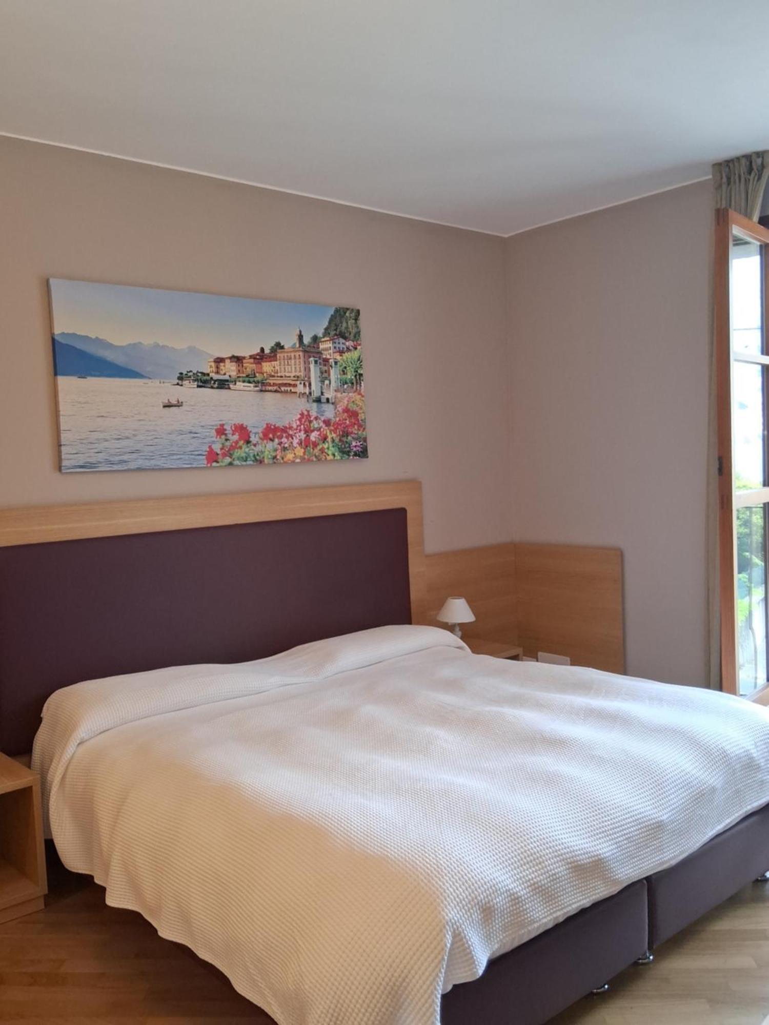 Hotel Ristorante Vapore Faggeto Lario Exteriör bild