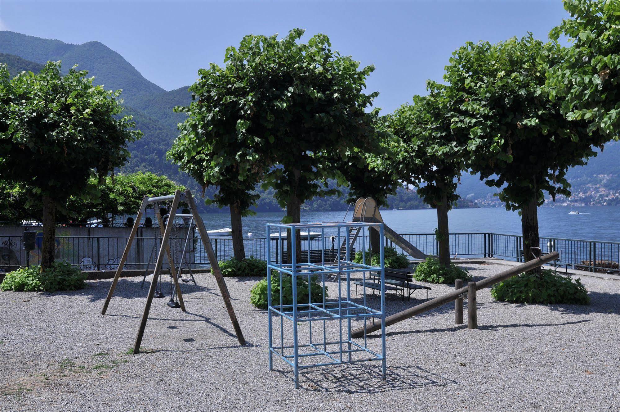 Hotel Ristorante Vapore Faggeto Lario Exteriör bild