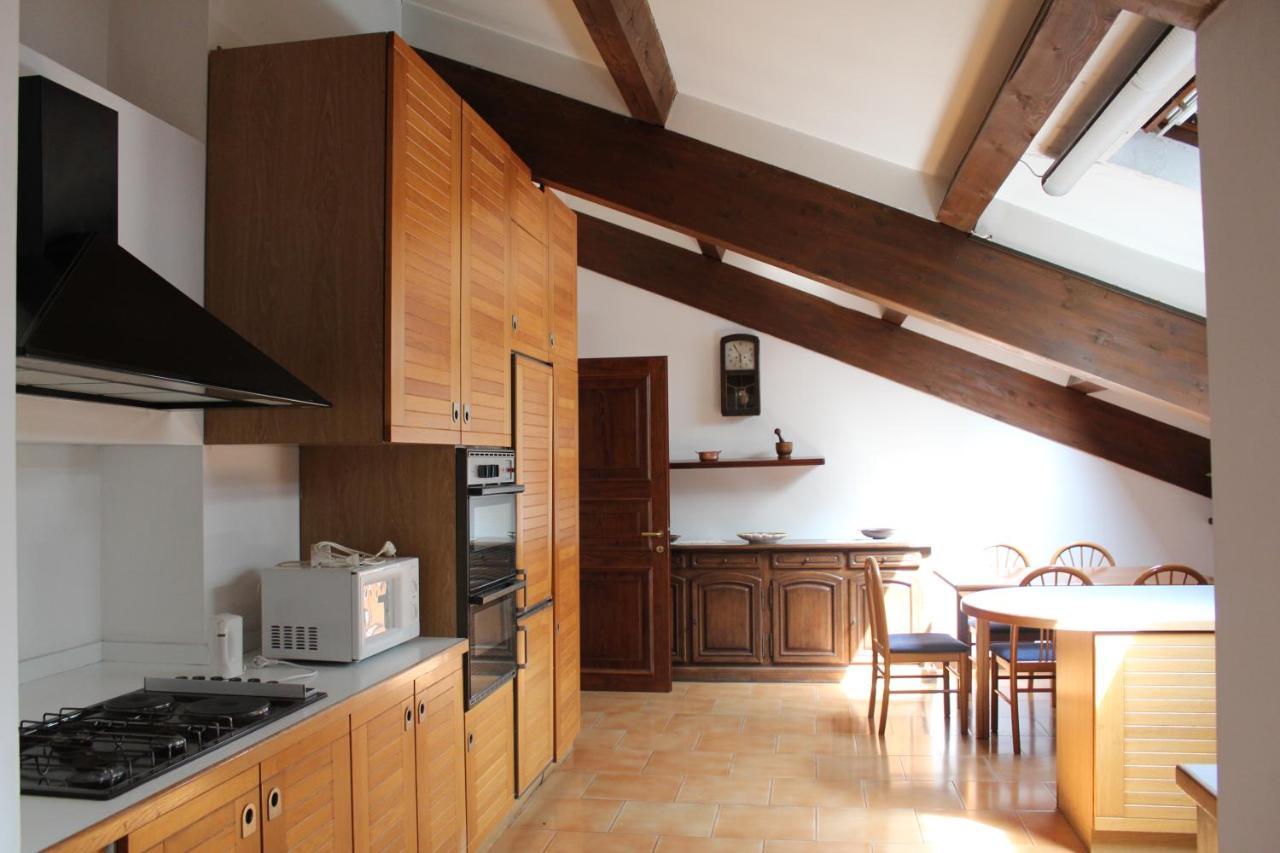 Hotel Ristorante Vapore Faggeto Lario Exteriör bild
